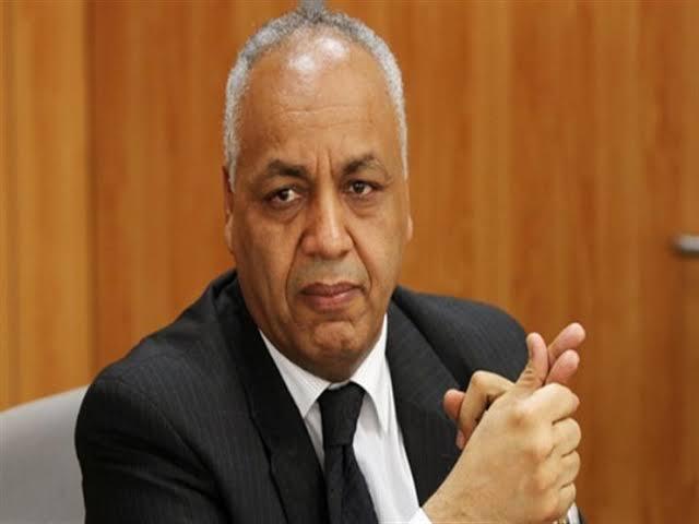 خط أحمر