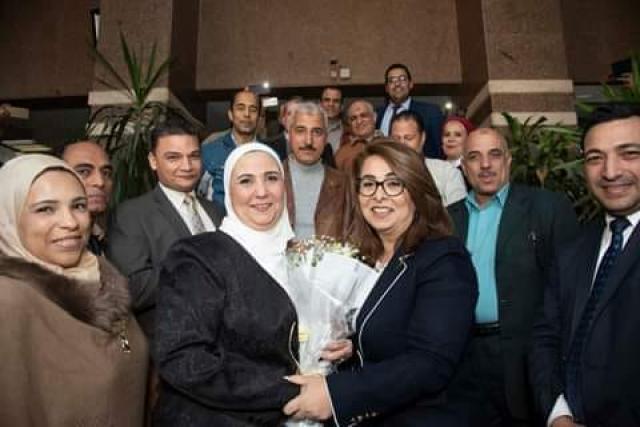 نيفين قباج وغادة والي