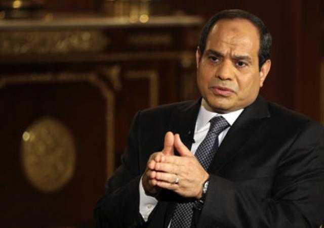 محمد الباز: لقاء الرئيس السيسي اليوم بـ 13 مسئول ”اجتماع حرب” 