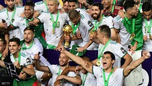 الصحة الجزائرية: عودة الجماهير إلى الملاعب بشرط تقديم الجواز الصحي