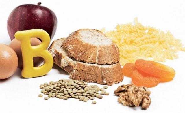 أعراض خطيرة تنتج عن نقص فيتامين «B12» في الجسم