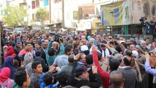 بالفيديو .. شاهد كيف استقبل أهالي الجيزة محمد أبو العينين  