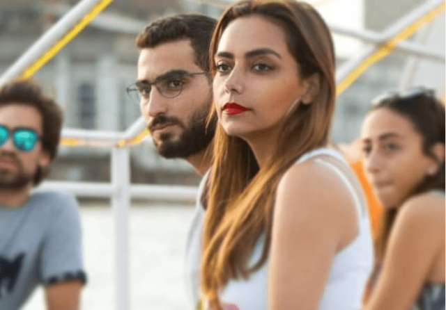 خط أحمر