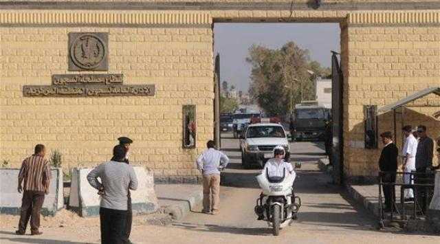 مراسلو القنوات والوكالات الأجنبية يزورون سجون طرة (فيديو)