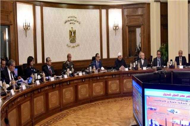 مستشار رئيس الوزراء : لن يضار أى موظف فى الدولة من تطوير الجهاز الإداري