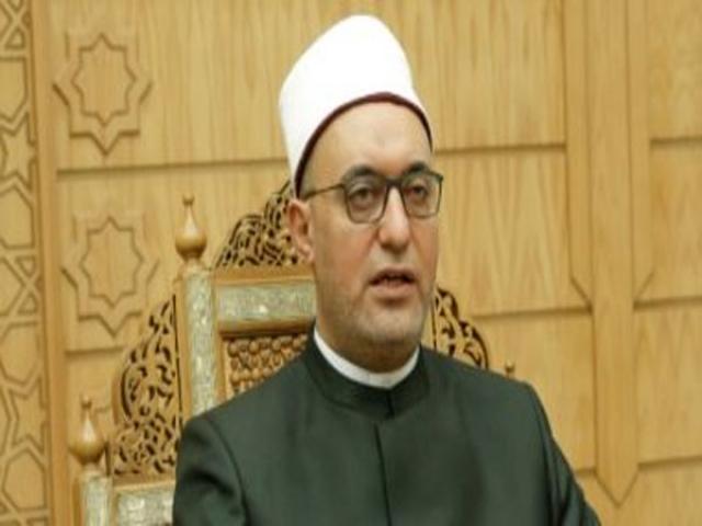 الدكتور نظير عيّاد 