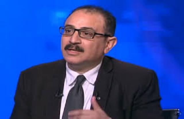 الدكتور طارق فهمي أستاذ العلوم السياسية