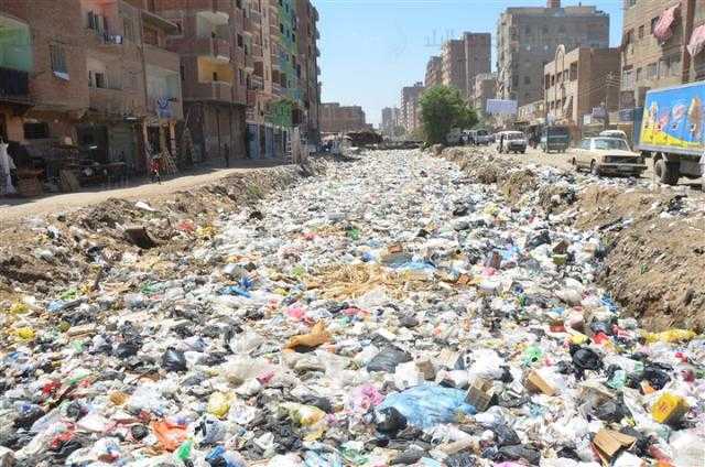 بالفيديو والصور.. القرية المنسية”كفر برك الخيام” قرية ترفع شعار .. مياه غير صالحة للشرب وتلال من القمامة وطرق غير ممهدة .. والأهالي.. ارحمونا
