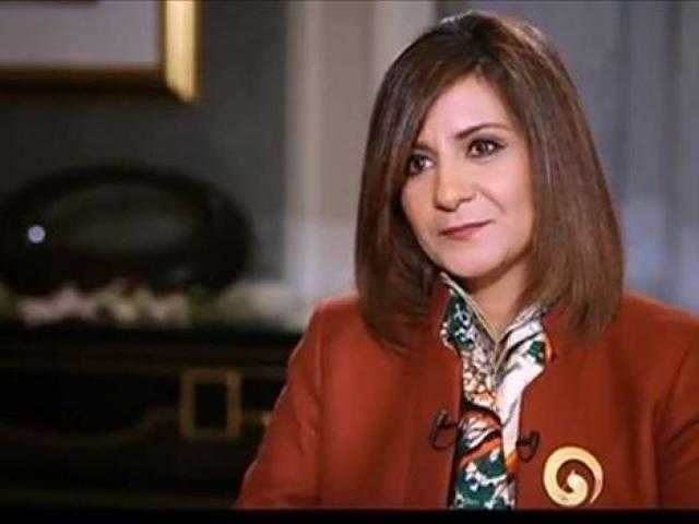 وزيرة الهجرة لمحمد الباز تكشف تفاصيل احتياطات الوزارة للتعامل مع المصريين العالقين بالخارج