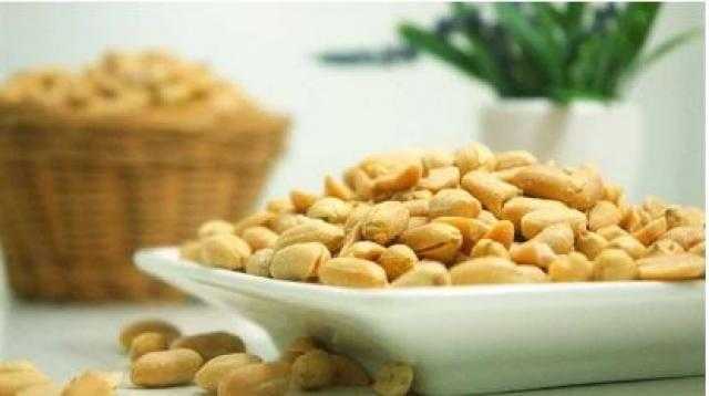 فوائد الفستق السوداني للبشرة والشعر وحماية للجسم