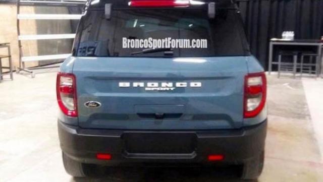 ”فورد” تطرح سيارة اقتصادية رباعية الدفع.. (صور)