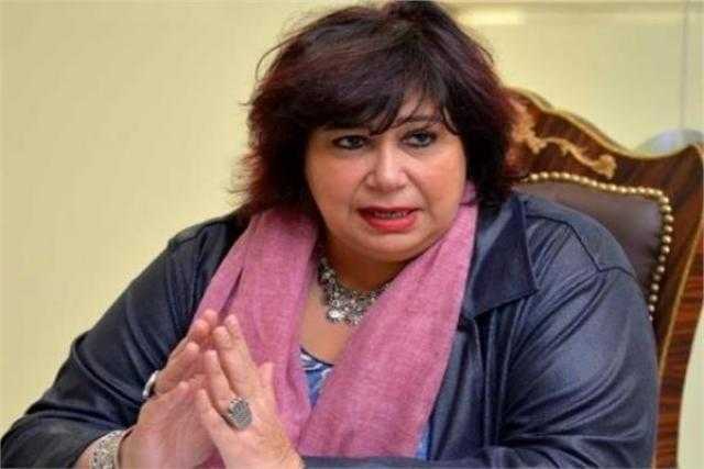 وزيرة الثقافة: مبادرة لإقامة معارض للكتب بجميع المحافظات.. وثمن الكتاب لن يزيد على 20 جنيهاً