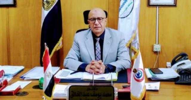 وكيل صحة بني سويف محذرًا: ”الخروج على الفاضي والمليان مش كويس”.. فيديو