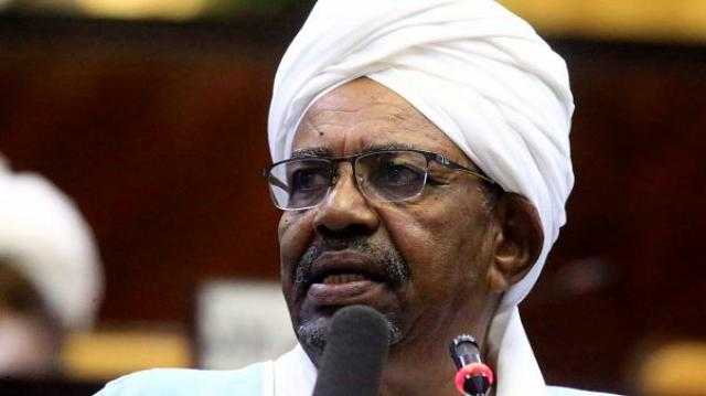 بالفيديو.. قرار تسليم ”البشير” ورموز نظامه إلى الجنائية الدولية.. لماذا الآن وكيف تم؟