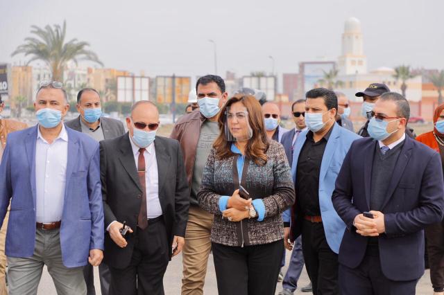 منال عوض