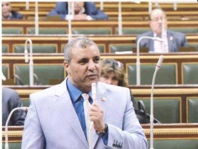 برلماني يتقدم ببيان عاجل لإذاعة قرآن المغرب والفجر في المساجد.. إليك التفاصيل