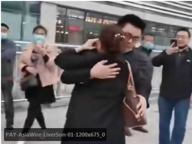 بالتفاصيل.. قصة سيدة صينية تعثر على ابنها بعد 27 عاما