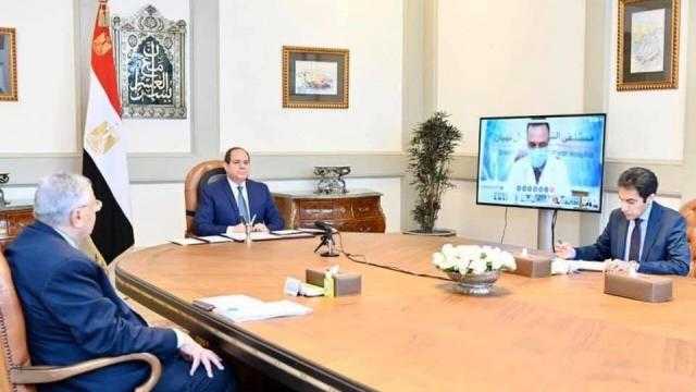 «موسى»: اجتماع الرئيس السيسي مع مديري مستشفيات العزل يدل على الشفافية الكبيرة.. فيديو
