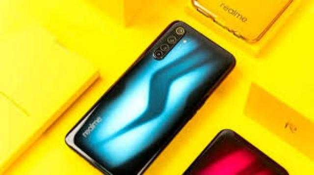 بعد التسريبات.. تعرف على مواصفات هاتف ريلمي Realme X3 SuperZoom