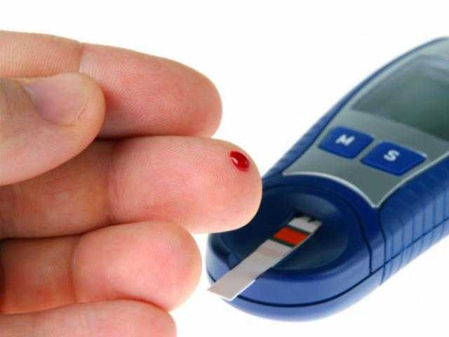 هل يجب على مريض السكر الصوم أم لا.. أستاذ تغذية يوضح
