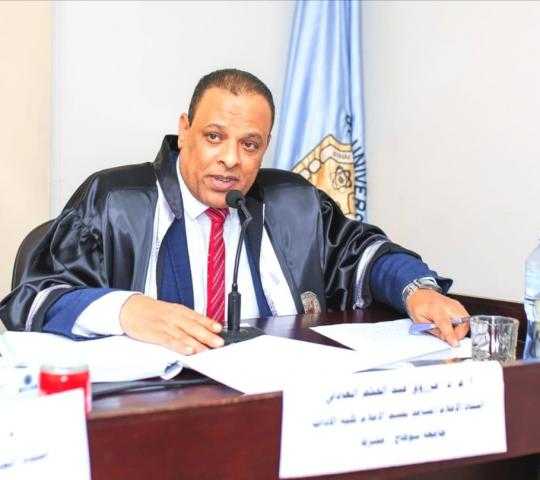 د. مرزوق العادلي يكتب.. ورانا أسد قدامنا نعامة وبين الناس ثعبان كبير