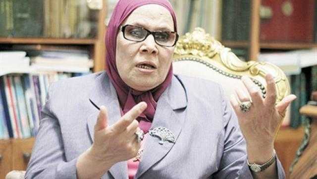 ما حكم الزوجة التي لا تكرم أهل زوجها؟ فيديو