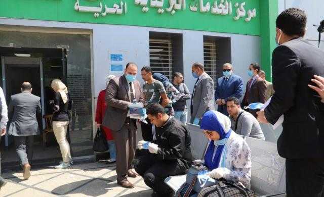 استكمال صرف منحة الرئيس للعمالة غير المنتظمة بمكاتب البريد