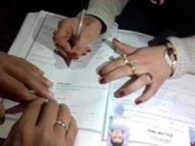 هل عقد القران ممنوع خلال فترة عيد الفطر؟.. نقيب المأذونين يرد