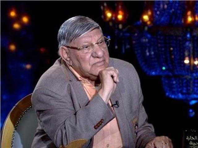مفيد فوزي: ”نبيلة مكرم خافت تسجل معي حوار” (فيديو)