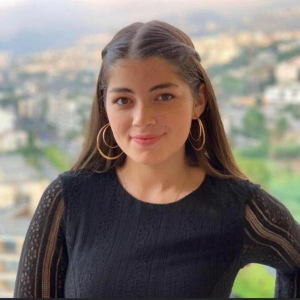 ليلي زاهر تخطف الانظار في أحدث ظهور