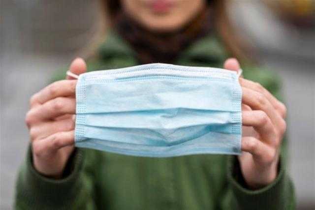 طبيب يوضح أفضل أنواع الكمامات للوقاية من كورونا