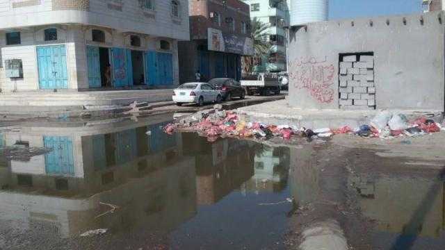 شكوى أهالى المساكن الصينية بقرى محافظة أسوان من انتشار مياه الصرف الصحى