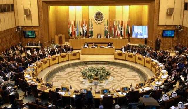 الأمين العام لجامعة الدول العربية يلتقى وزير خارجية سلطنة عمان فى مسقط