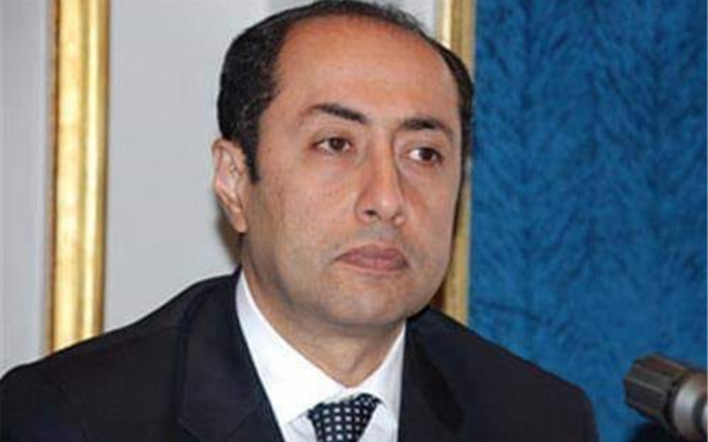 خط أحمر