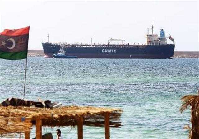 كاتب ليبي: خطة أردوغان السيطرة على الموانئ وحقول البترول في سرت والجفرة.. فيديو