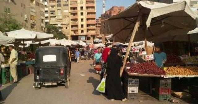 مواطنون يشكون من سوق عشوائي في ترعة السعرانة بالدقهلية