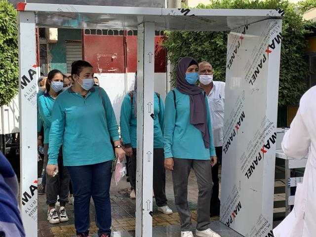 ممرات آمنة وبوابات تعقيم.. ”التعليم” تستقبل طلاب الثانوية العامة بقيود كورونا (صور)