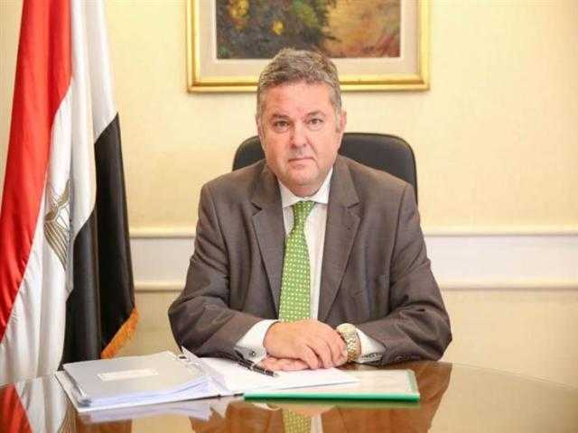 تفاصيل إنتاج شركة النصر لأول سيارة كهربائية في مصر.. فيديو