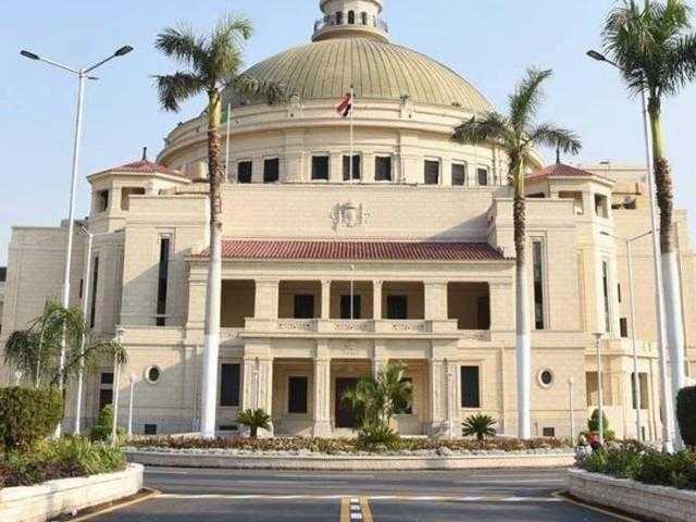 جامعة القاهرة: 80 ألف طالب يخوضون امتحانات الفصل الثاني.. فيديو