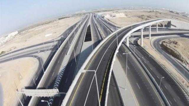 أحمد موسى: الطرق مزودة بكاميرات مراقبة لرصد المخالفين ومرتكبي الجرائم.. فيديو