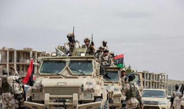 «رافعين صور السيسي».. مظاهرات حاشدة في ليبيا بعد تدمير الدفاعات الجوية التركية بـ«الوطية»