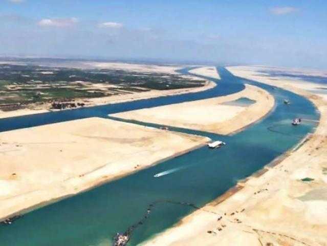 الخميس.. أسامة كمال يقدم حلقة خاصة عن قناة السويس
