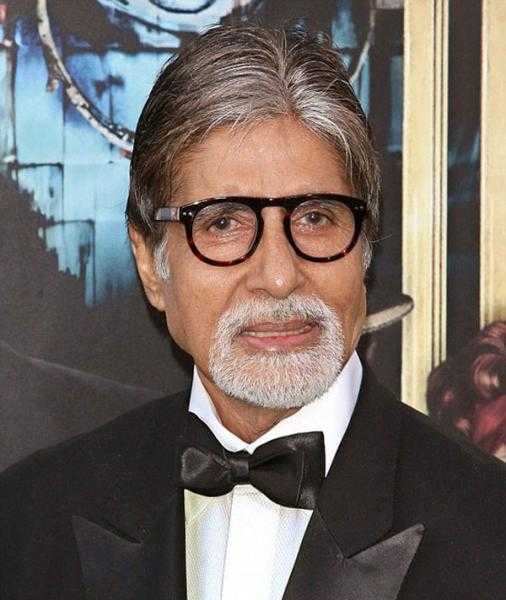 أميتاب باتشان يعلن إصابته بفيروس كورونا للمرة الثانية