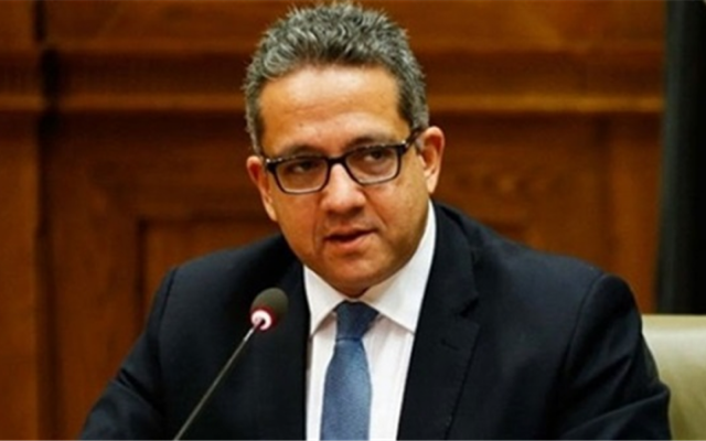 وزير السياحة