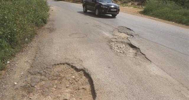 ”الطرق متهالكة”.. استغاثة من سكان شارع الخليفة خلف مستشفى الرمد بالجيزة