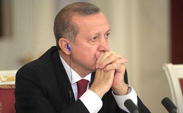 أحمد موسى: تهديدات أردوغان بـ«محو اليونان» بلا قيمة وتراجع كعادته.. فيديو