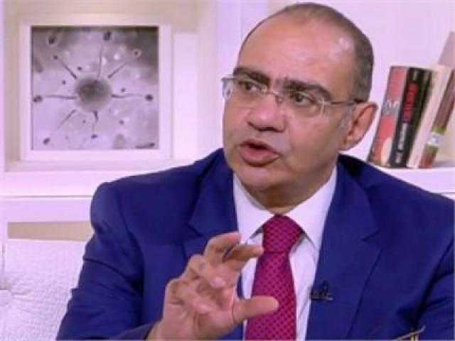 رئيس لجنة كورونا: «الفيروس ليس له أقدام».. ينتشر عن طريق الاختلاط بين الناس (فيديو)