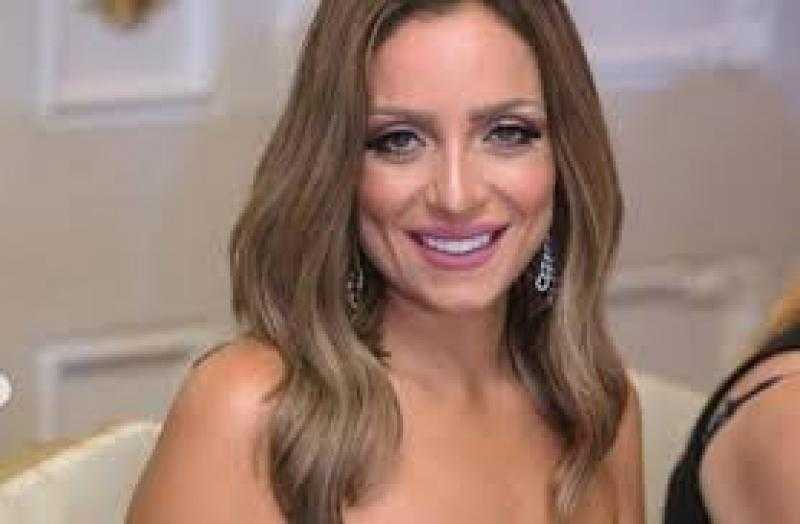 كل سنة وانتى جميلة.. سوسن بدر تهنئ ريم البارودى بـ عيد ميلادها