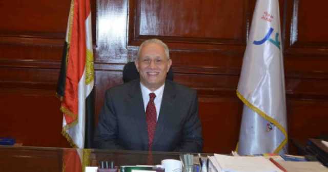 رئيس مدينة الأقصر الجديد يتسلم مهام عمله ويلتقى موظفى المجلس