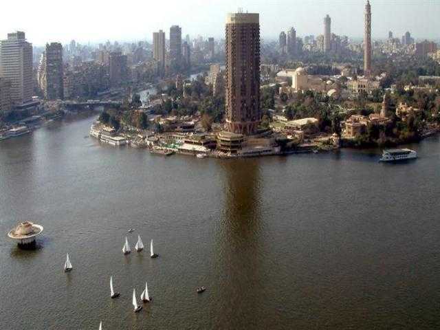 الأرصاد تكشف أسباب ارتفاع درجة الحرارة.. وموعد تحسن حالة الجو